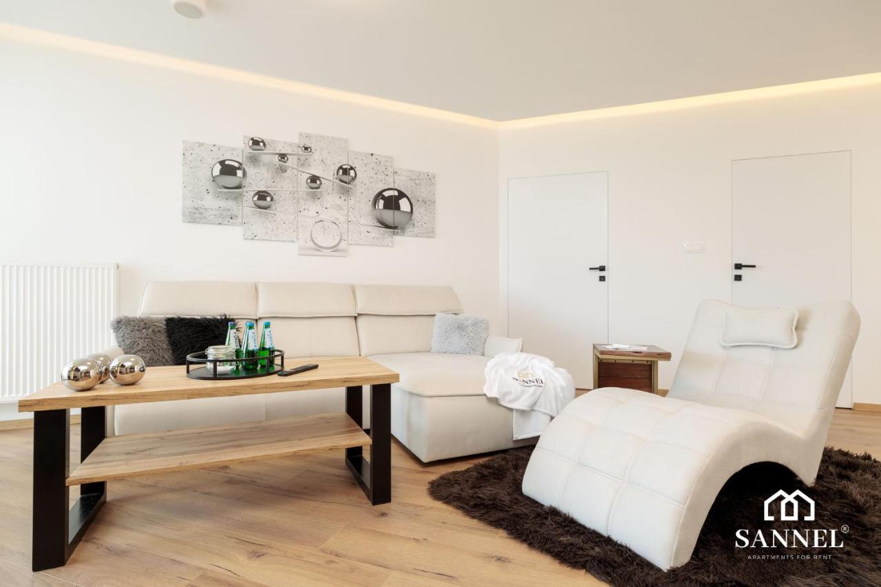 Apartament Prestige Z Dostepem Do Basenow,Strefy Saun,Jacuzzi - Pinea Apartments Pobierowo-Sannel Apartments For Rent Zewnętrze zdjęcie