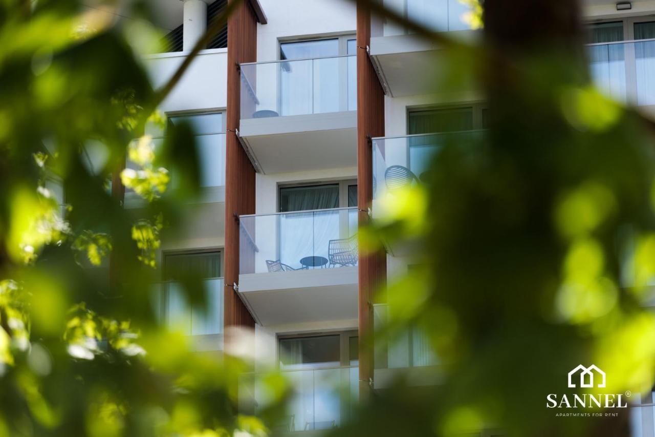 Apartament Prestige Z Dostepem Do Basenow,Strefy Saun,Jacuzzi - Pinea Apartments Pobierowo-Sannel Apartments For Rent Zewnętrze zdjęcie