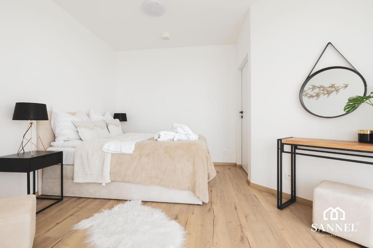 Apartament Prestige Z Dostepem Do Basenow,Strefy Saun,Jacuzzi - Pinea Apartments Pobierowo-Sannel Apartments For Rent Zewnętrze zdjęcie